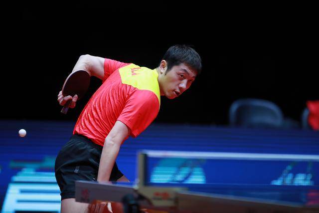 攻防守均能 攻防守均能