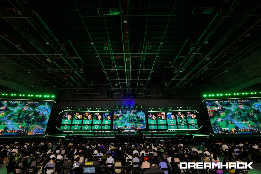 首秀中取得 首秀中取得