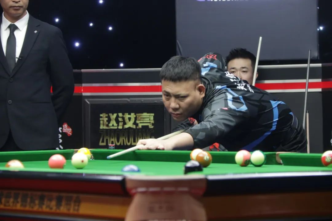 欢声笑语 欢声笑语